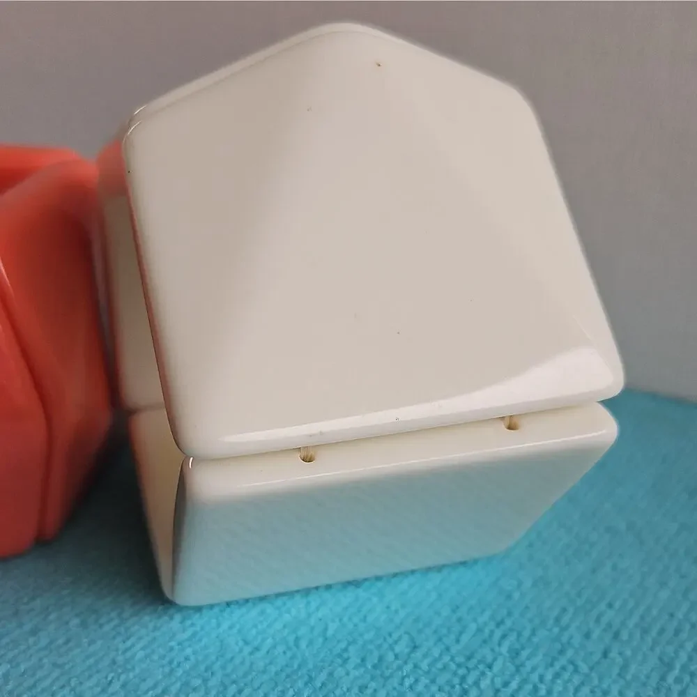 2 VTG Chunky Stretch Bangles Coral And Cream
